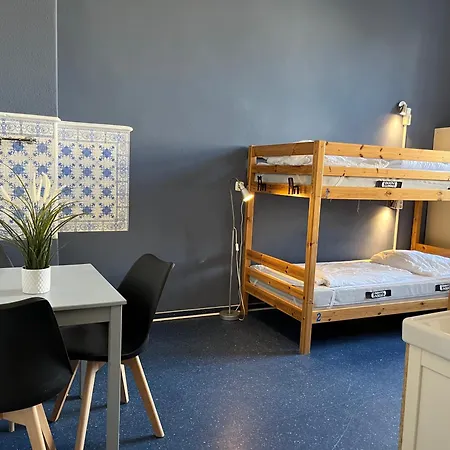Blue Doors Hostel Altstadt-3